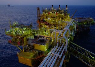 Mexican offshore platform picture id522620417